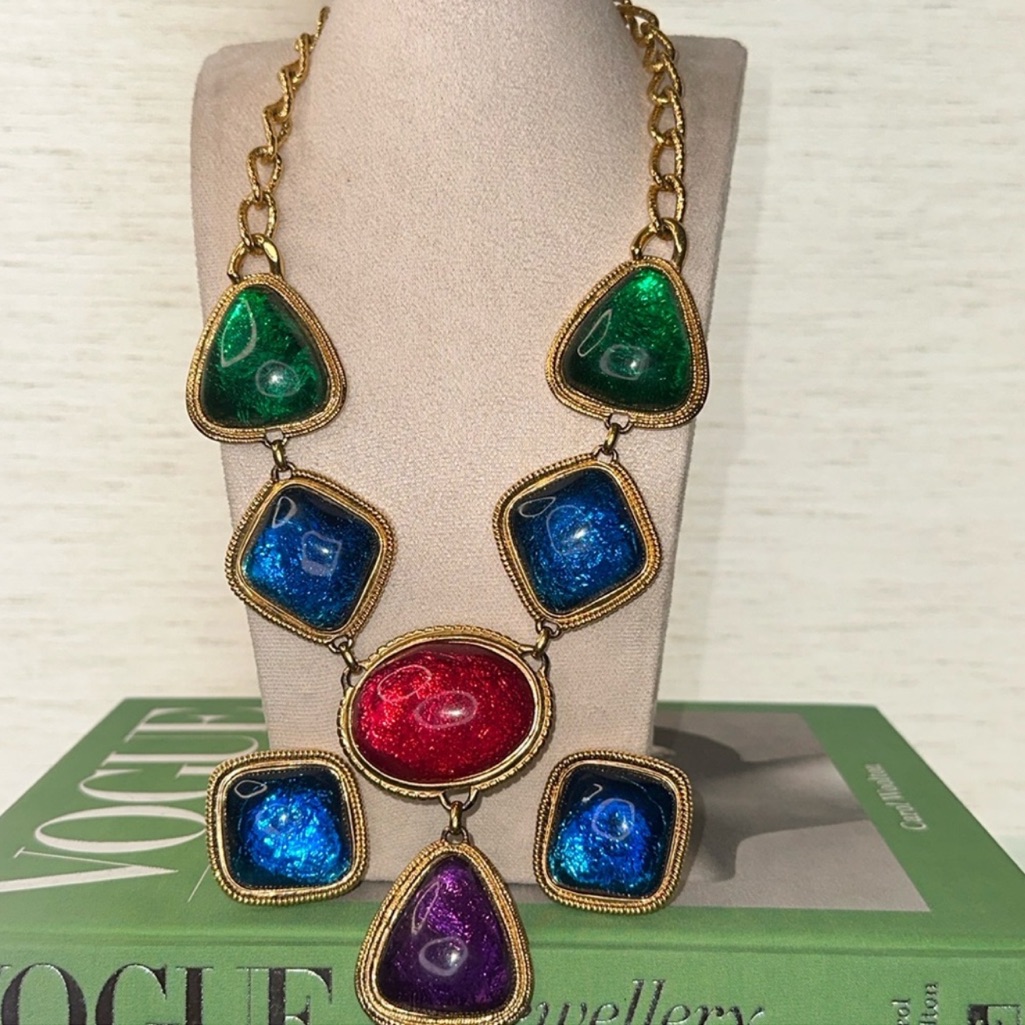 Kjl For Avon Vintage Colored Cabs Necklace And Earrings